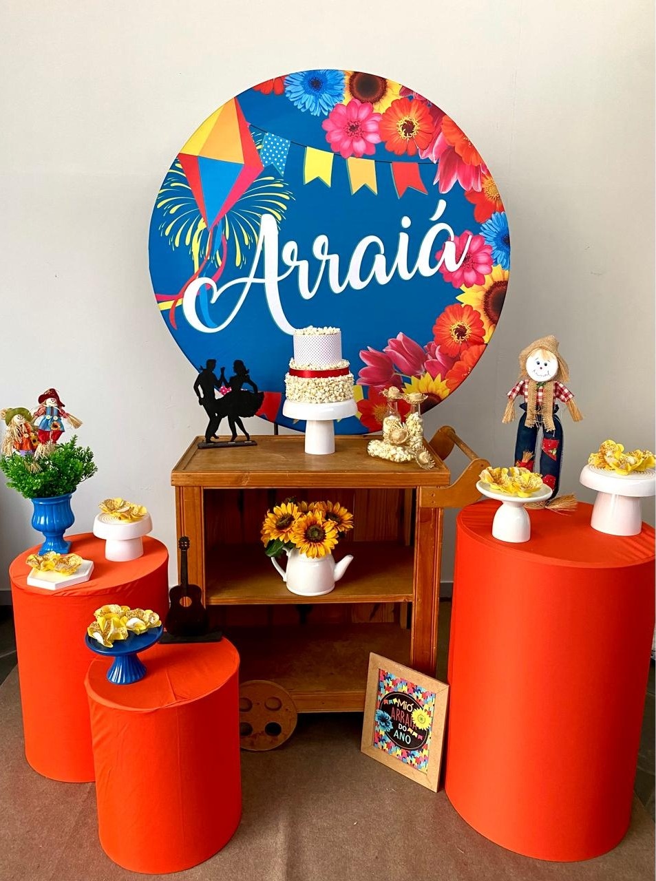 Kit Mini Party Arraiá Laranja  - Loja Lepetit Locação