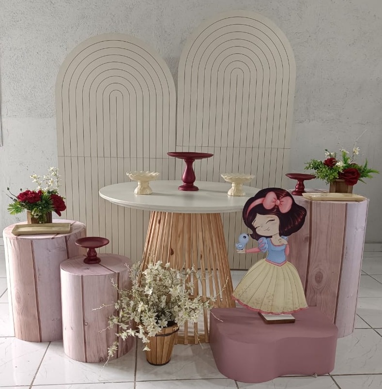 Kit Branca de  Neve  - Natália Locações 
