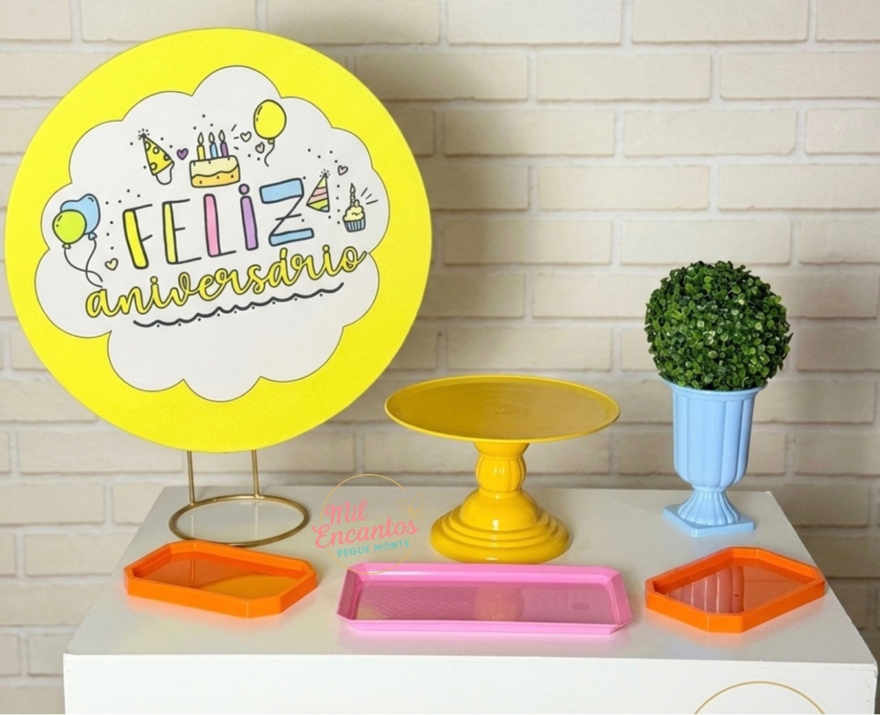 Kit Mesa - Feliz Aniversário Colorido - Mil Encantos Pegue e monte