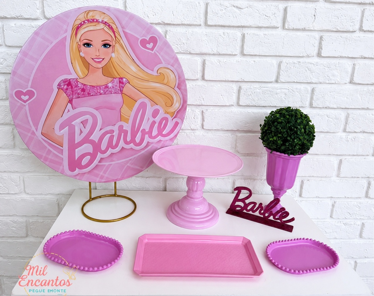 Kit de Mesa Ma - Barbie - Mil Encantos pegue e monte