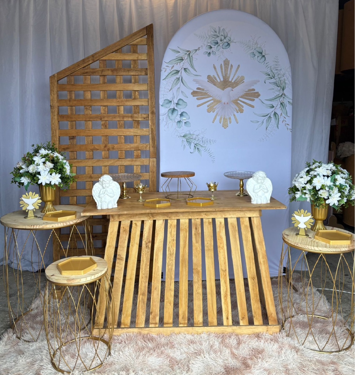 Lateral Espirito Santo+Arramada+Painel E Mesa Audrey - Nicolle milde