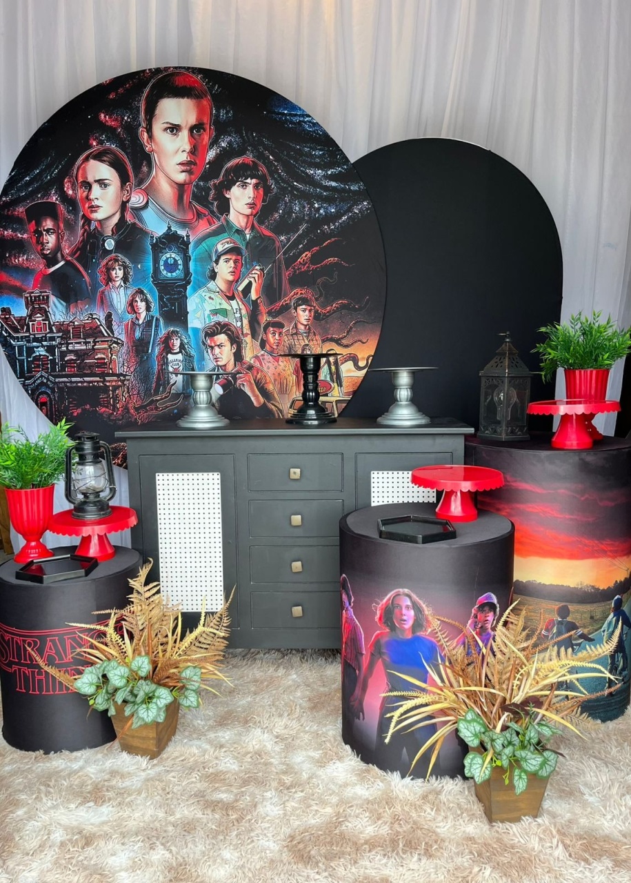 Kit  Strangeer Things + Poa Preta+ Lateral  - Nicolle milde