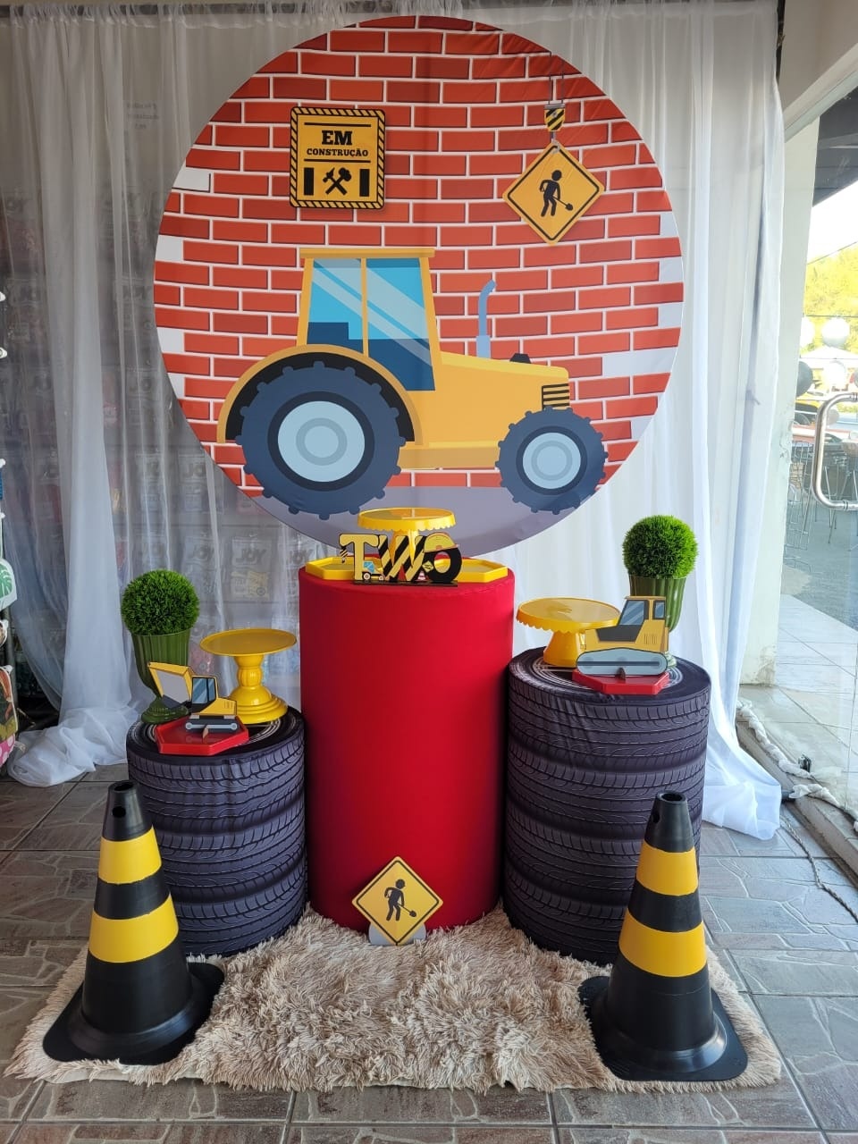 Kit Trator Amarelo  - Nicolle milde