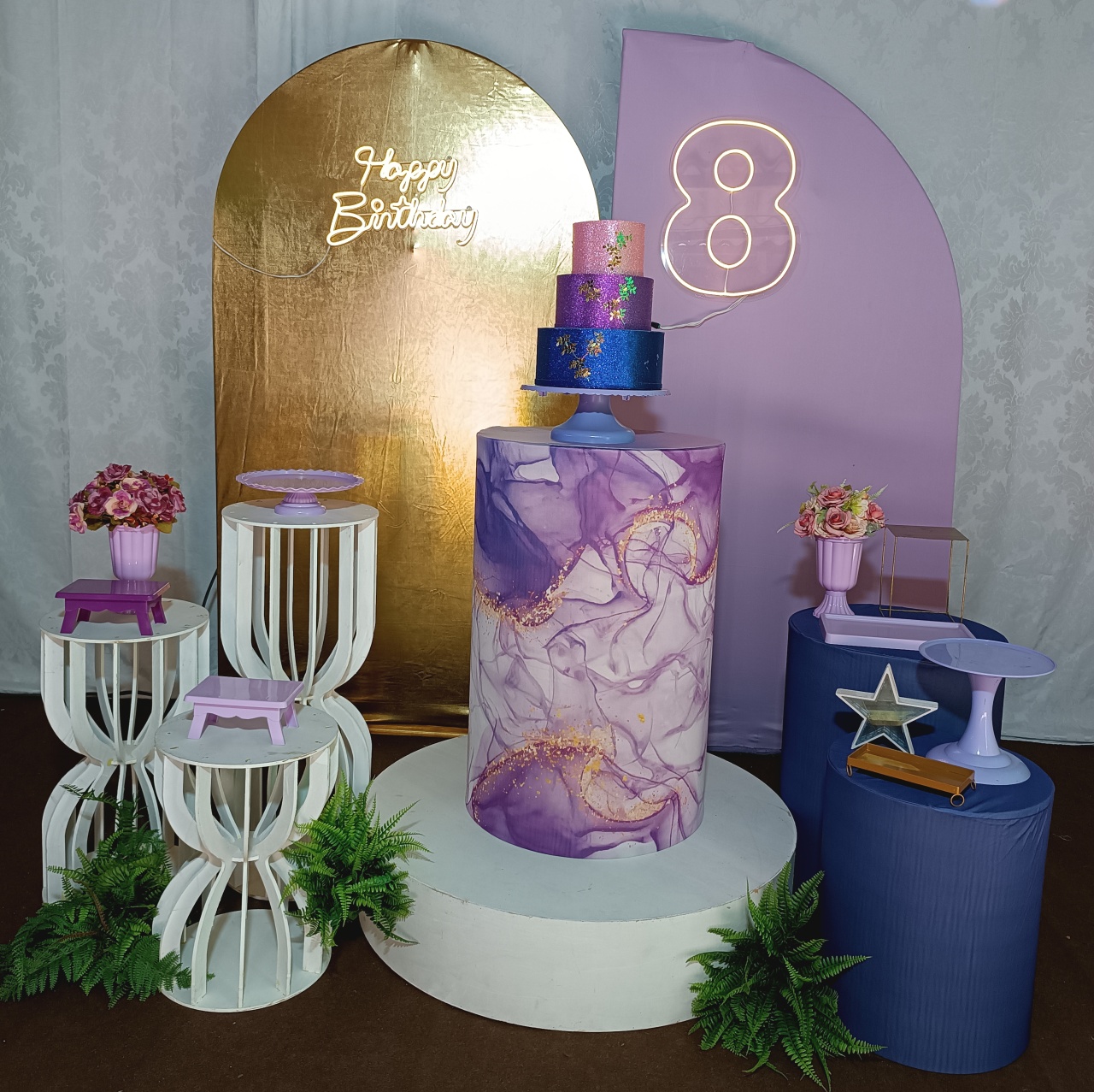 Decoração Lilás E Dourado (02) - FERNANDO FESTAS E EVENTOS