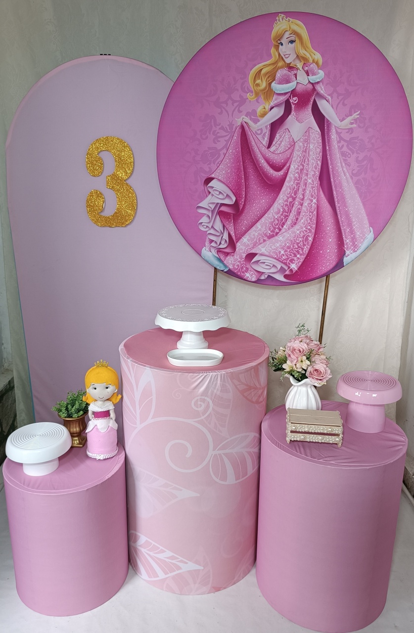 Kit Bela Adormecida Com Painel Romano Na Lateral E O Cilindros 03 - FERNANDO FESTAS E EVENTOS