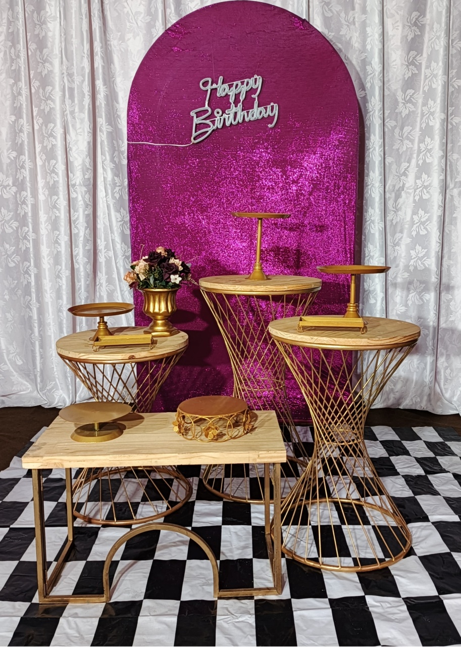 Kit Happy Birthday de Luxo Vinho E Dourado - FERNANDO FESTAS E EVENTOS