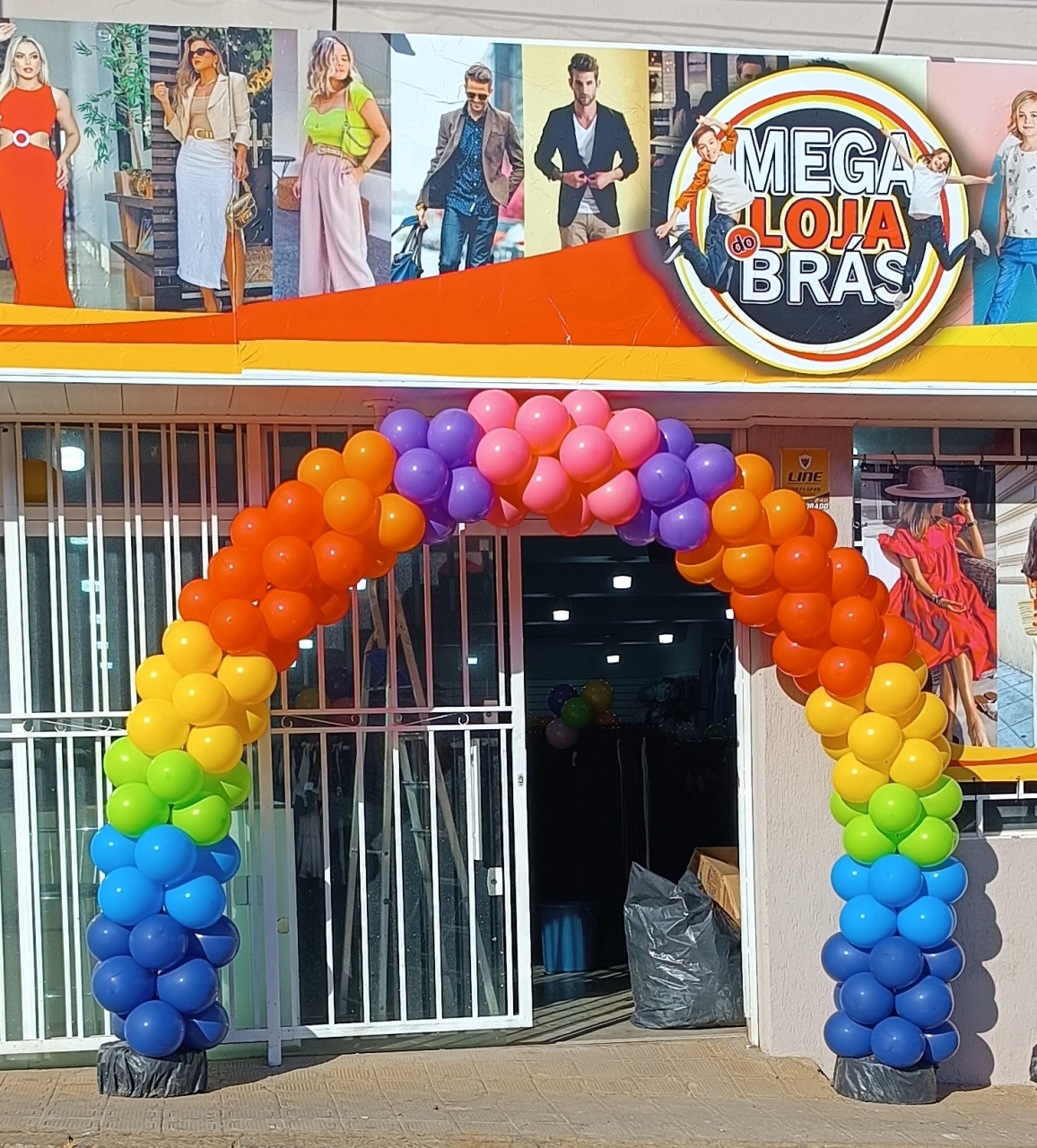 Arco de Balões Colorido 10 - FERNANDO FESTAS E EVENTOS