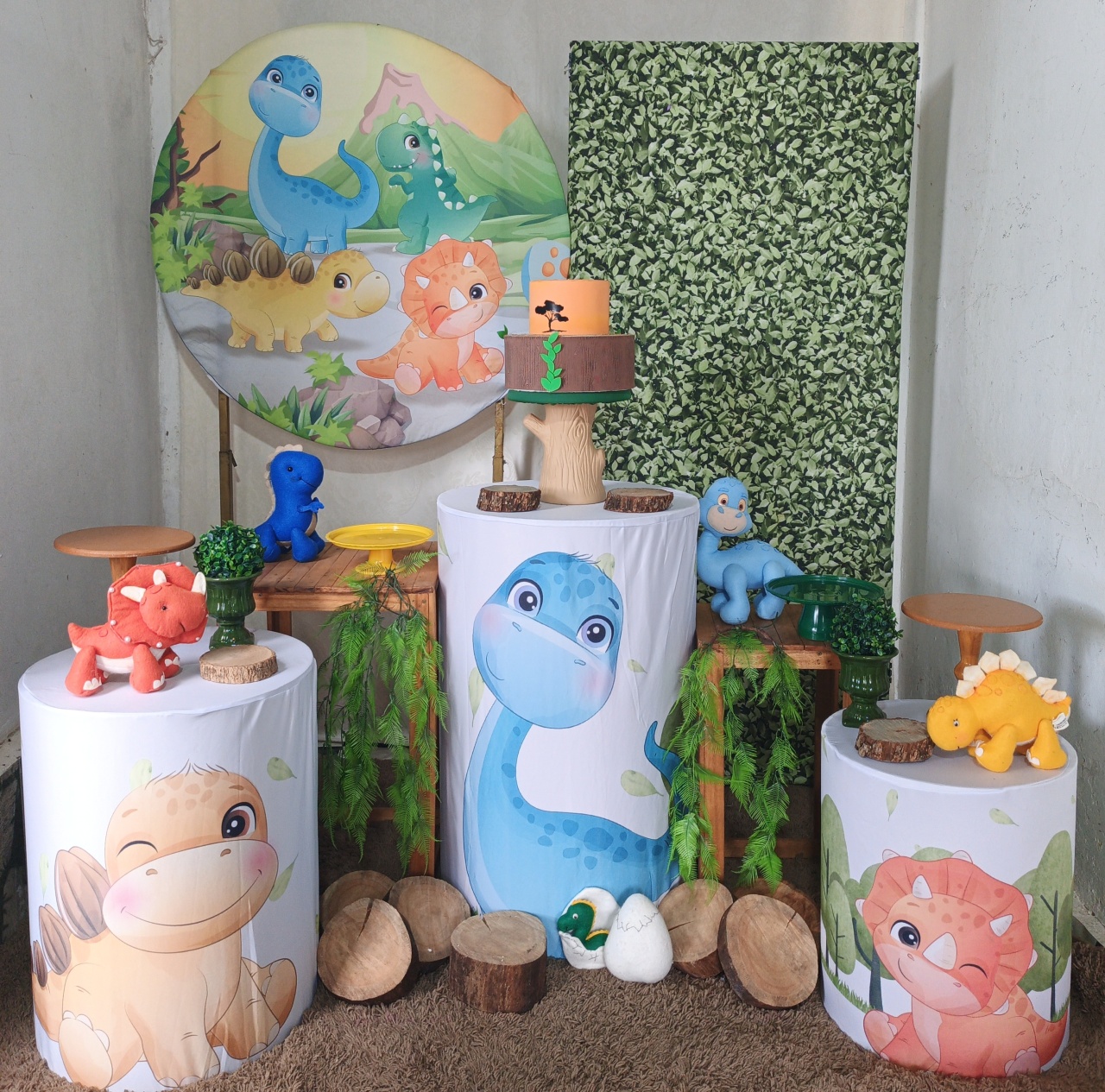 Dinossauros Baby Matheus - FERNANDO FESTAS E EVENTOS