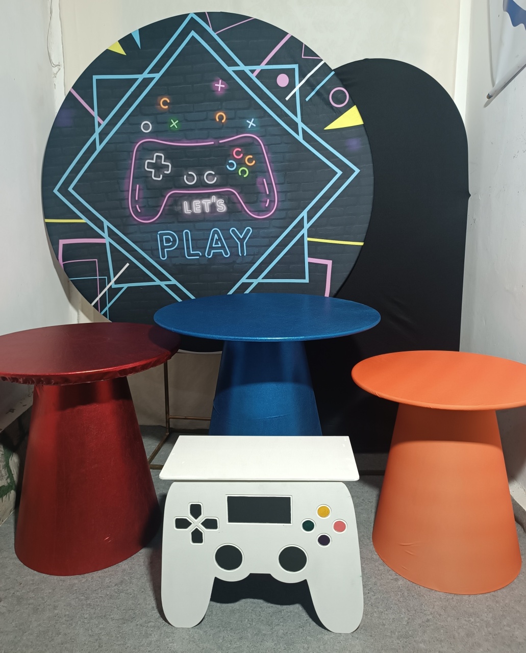 Gamer Com Mesas Cone (01) - FERNANDO FESTAS E EVENTOS