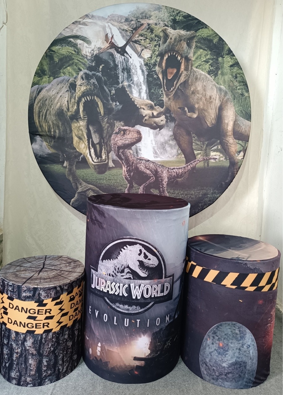 Dinossauro Jurassic Word Evolution (01) - FERNANDO FESTAS E EVENTOS