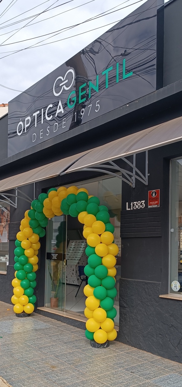 Arco de Balões Verde E Amarelo  - FERNANDO FESTAS E EVENTOS