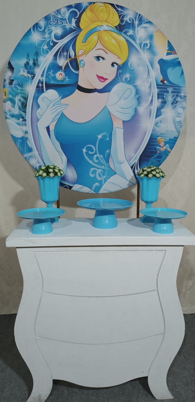 Mini Table Cinderela Um Metro - FERNANDO FESTAS E EVENTOS