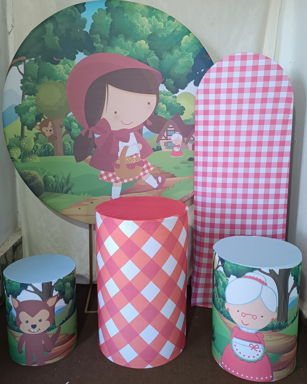 Kit Chapeuzinho Vermelho 03 - FERNANDO FESTAS E EVENTOS
