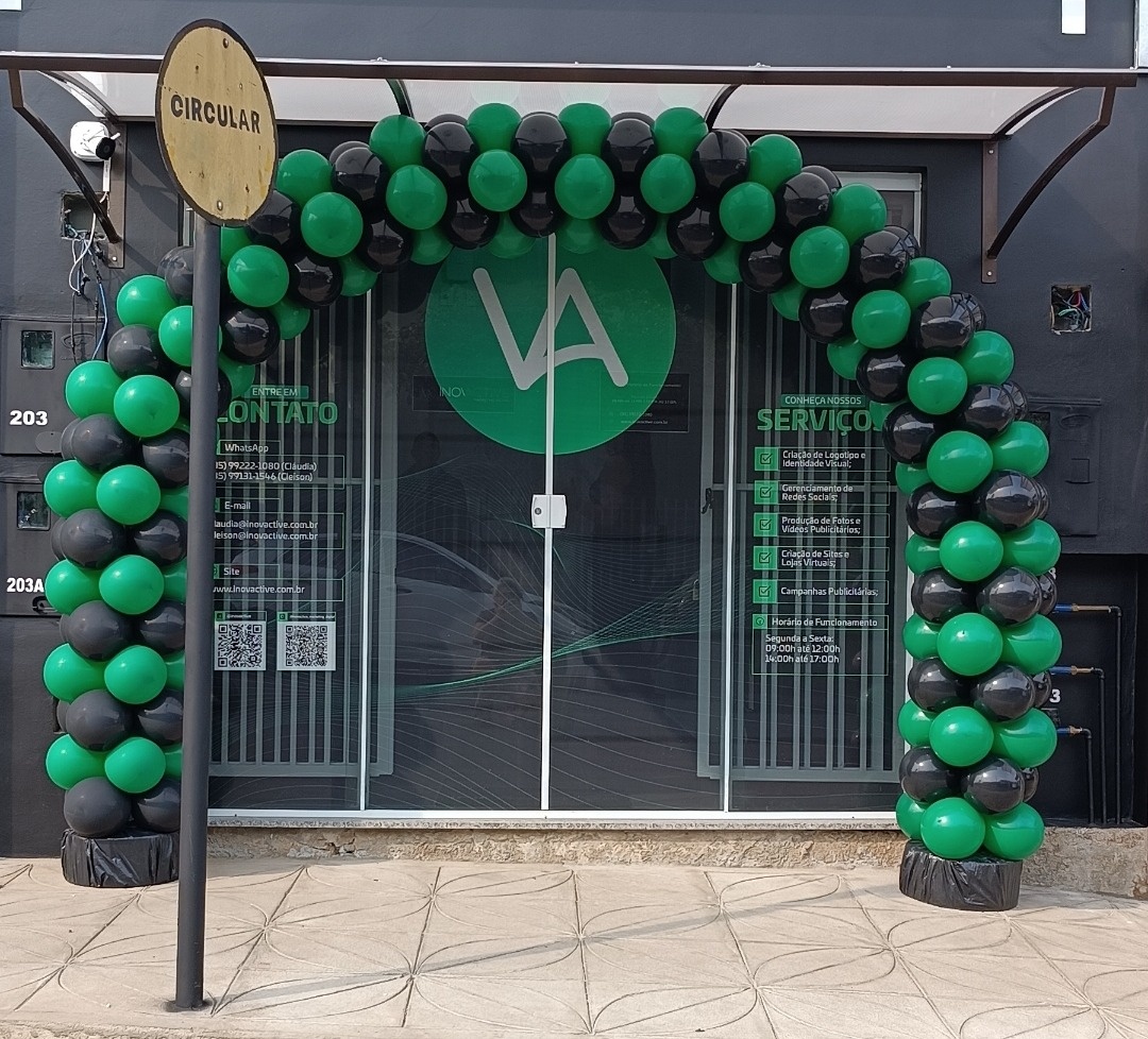 Arco de Balões Verde Escuro E Preto  - FERNANDO FESTAS E EVENTOS