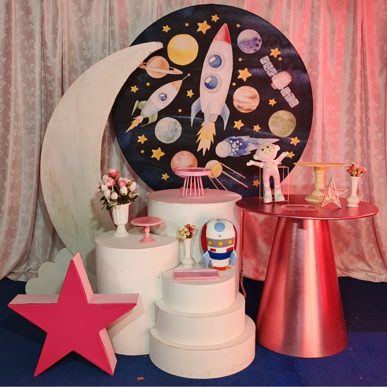 Planeta E Lua - FERNANDO FESTAS E EVENTOS