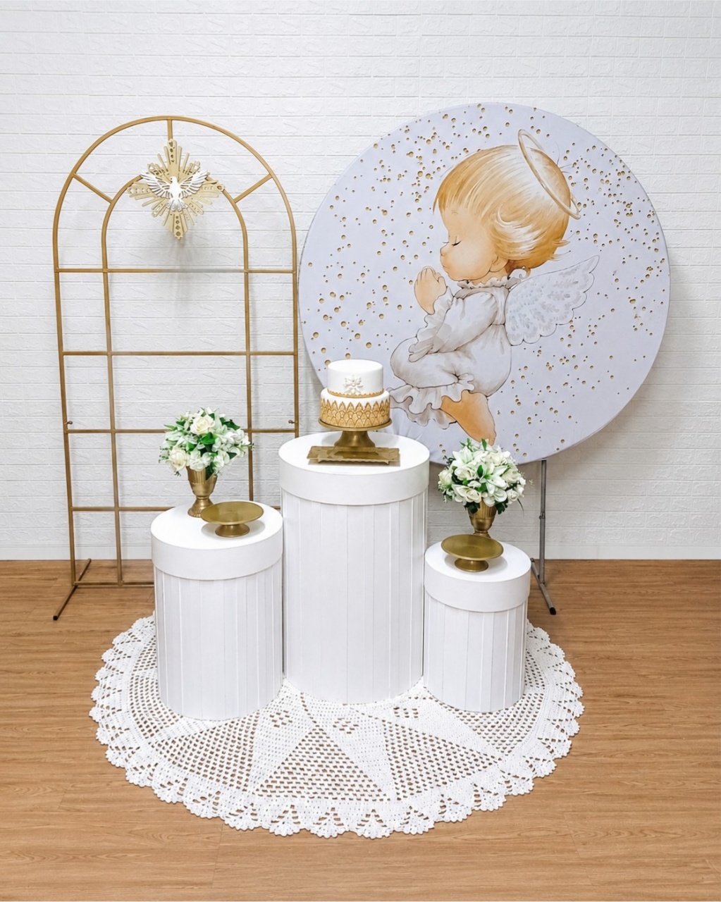 Kit Batizado Com Painel E Painel Redondo Com Peças de Acrilico - Cassia Decore e Celebre