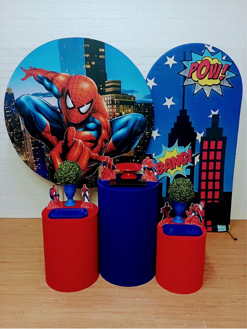 Kit Homem Aranha Com Cilindros Lisas E Painel Romano - Kit Promocional - Cassia Decore e Celebre