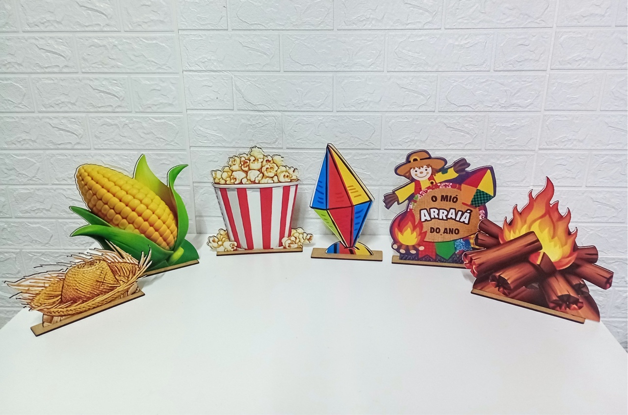 Displays Arraiá Festa Junina Mdf C/6 Unidades - Cassia Decore e Celebre