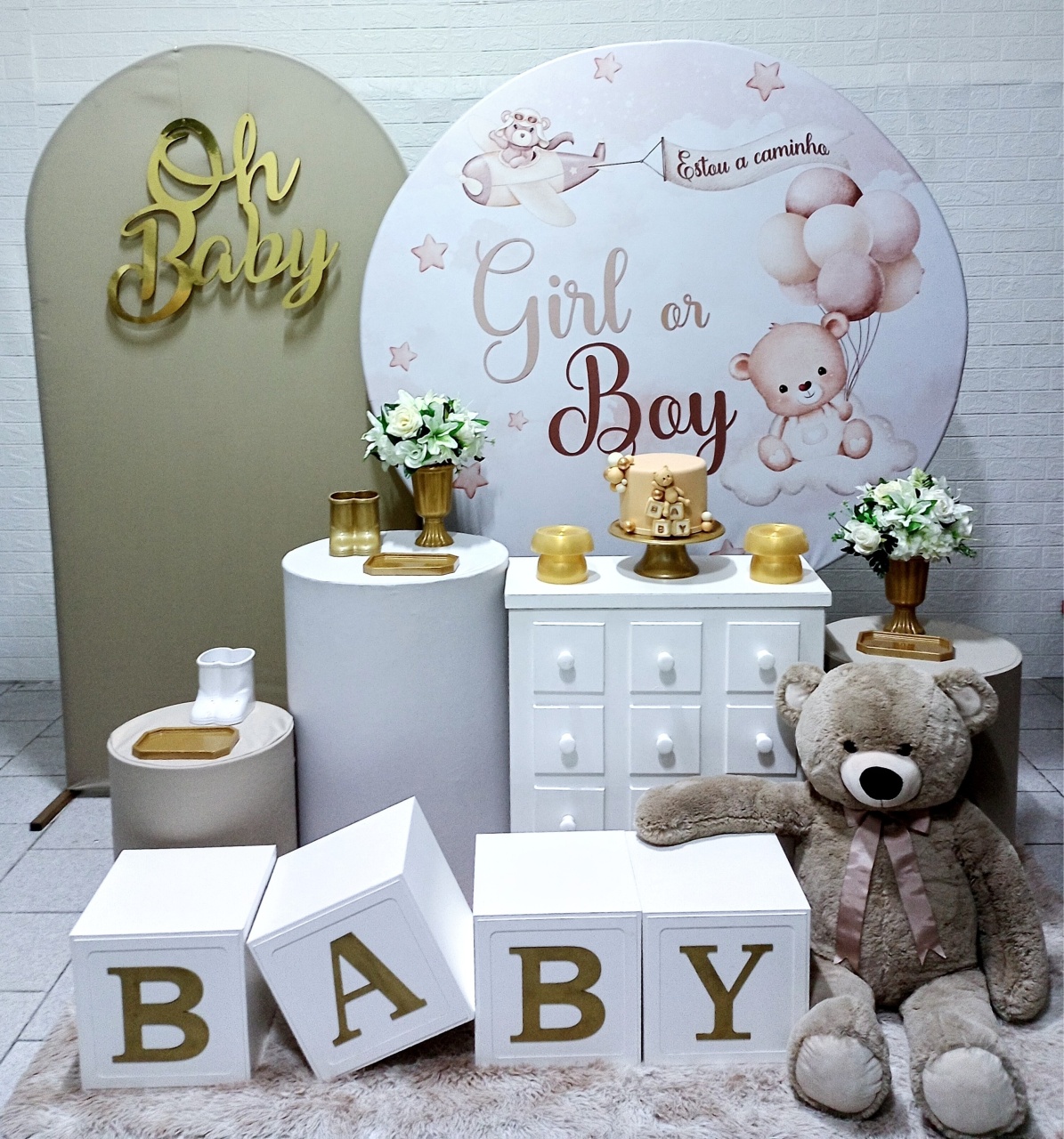 Kit Chá Revelação Ursinho Bege E Marrom C/ Painel Romano - Kit Promocional - Cassia Decore e Celebre