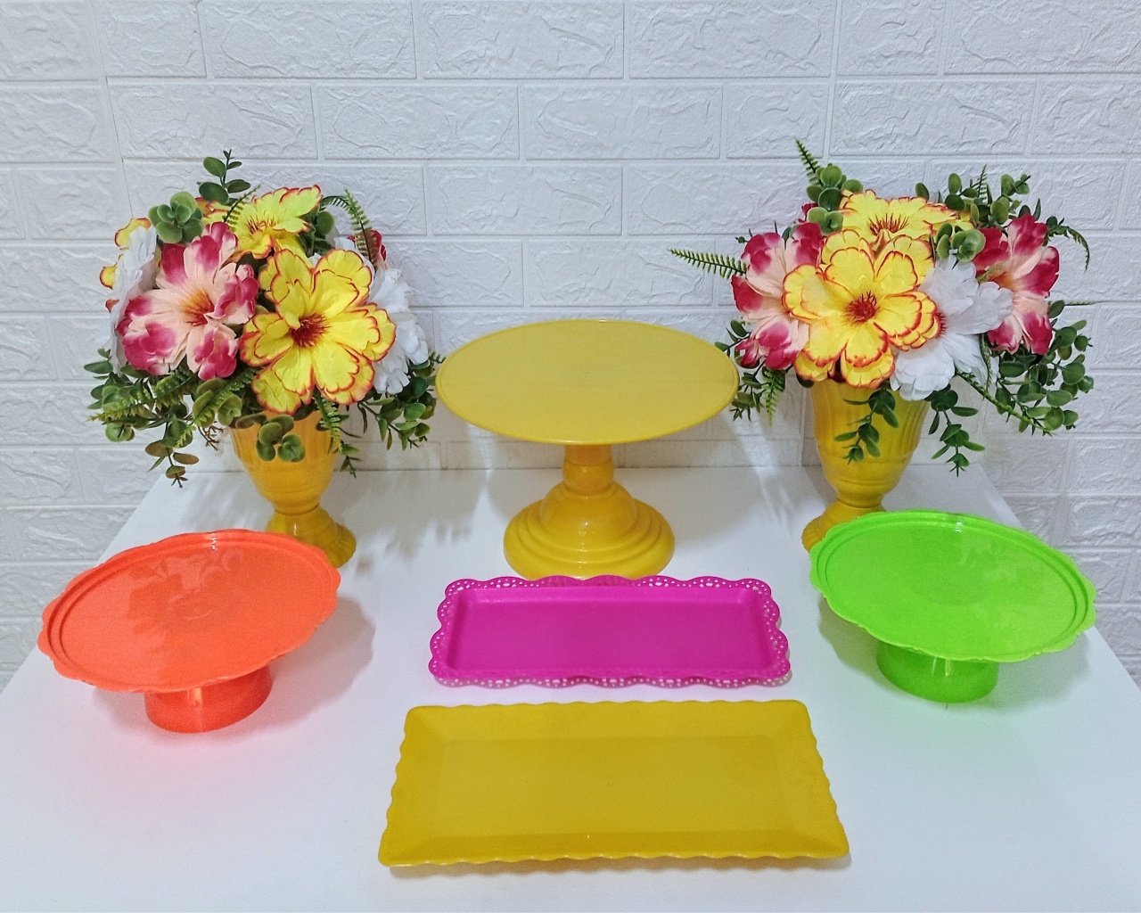 Kit Bandejas / Vasos - Amarelo Tropical 2    - Cassia Decore e Celebre