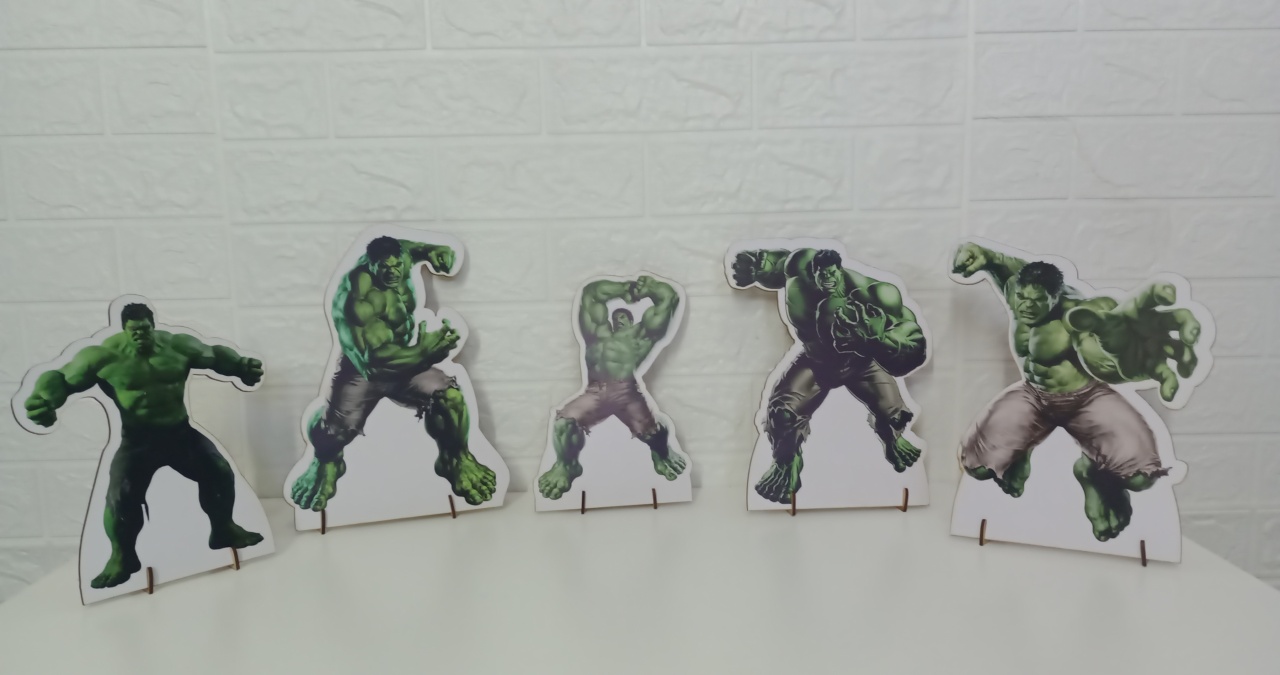   Kit Displays Hulk Mdf C/5 Unidades  - Cassia Decore e Celebre