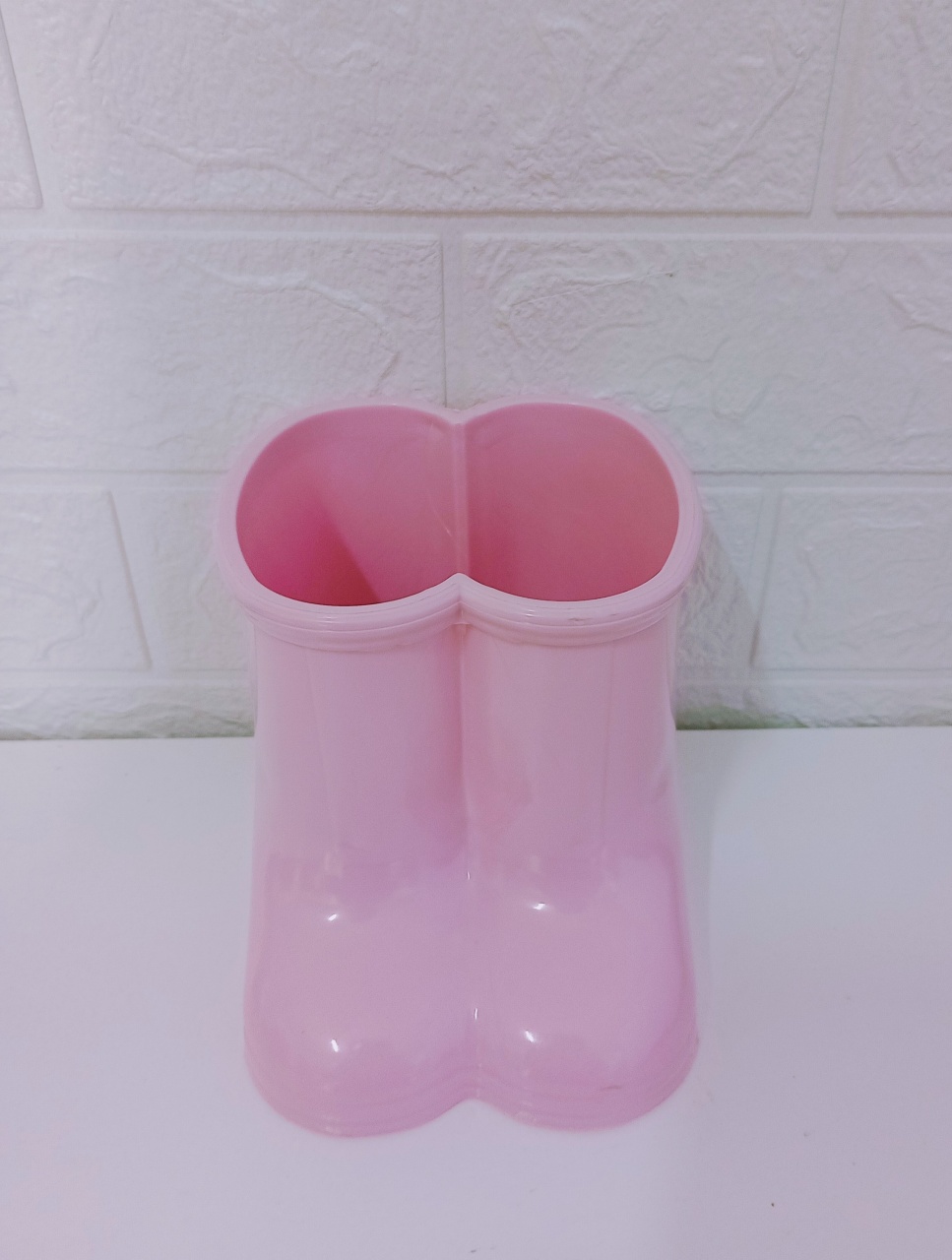 Botinha de Acrílico Rosa Bebê - Cassia Decore e Celebre
