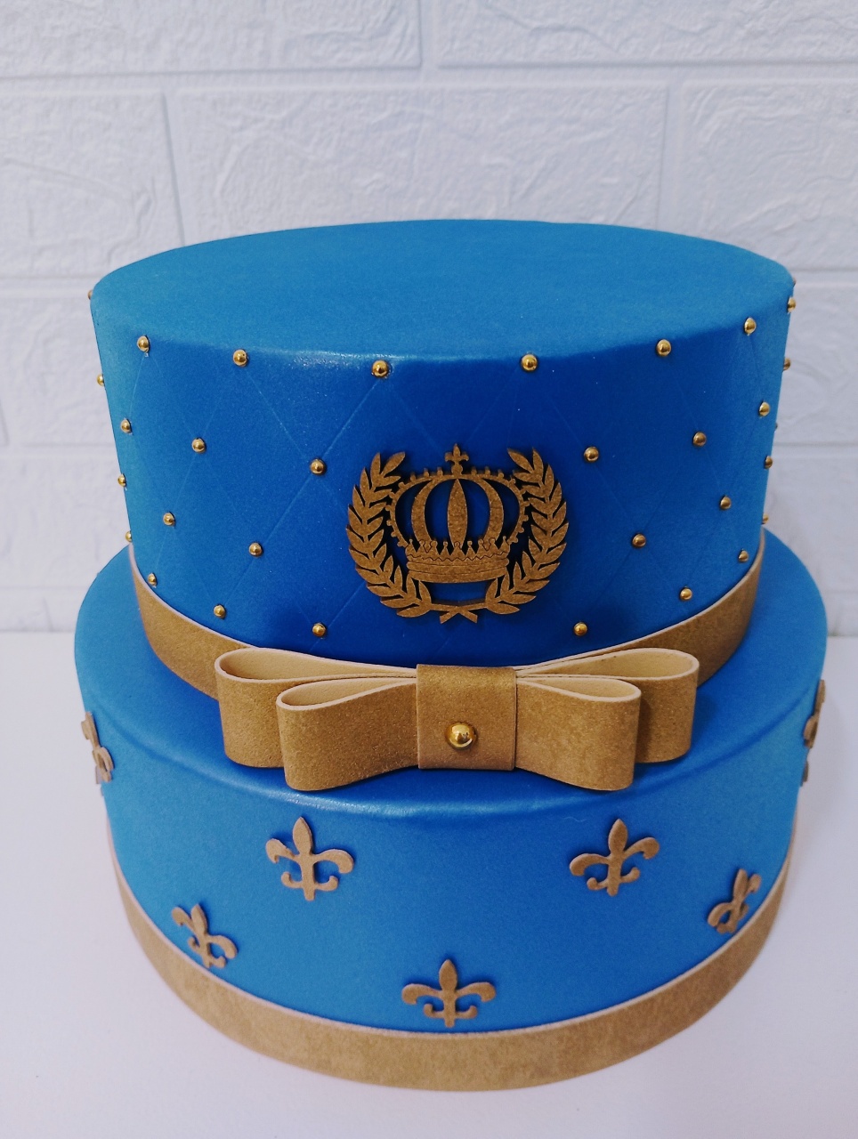 Bolo Fake Realeza Azul Royal 02 Andares - Cassia Decore e Celebre