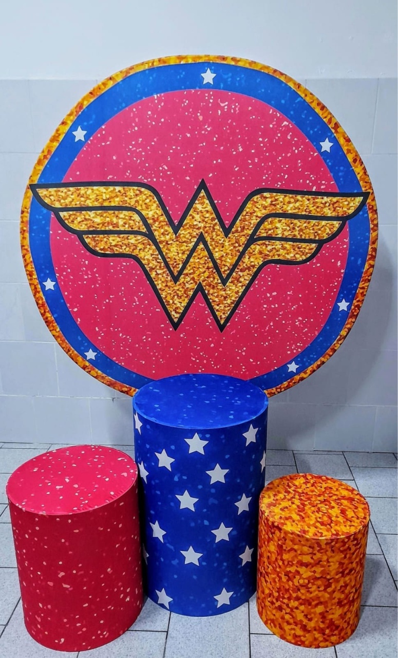 Símbolo Mulher Maravilha Kit 1 Padrão C/ Capas de Cilindros Personalizadas - Cassia Decore e Celebre