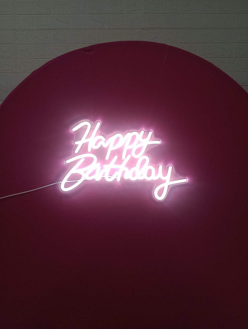 Happy Birthday Luz Led Branca 40X25 127W - Cassia Decore e Celebre