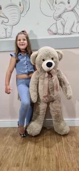 Urso de Pelúcia Bege Grande 1,10 Metros  - Cassia Decore e Celebre