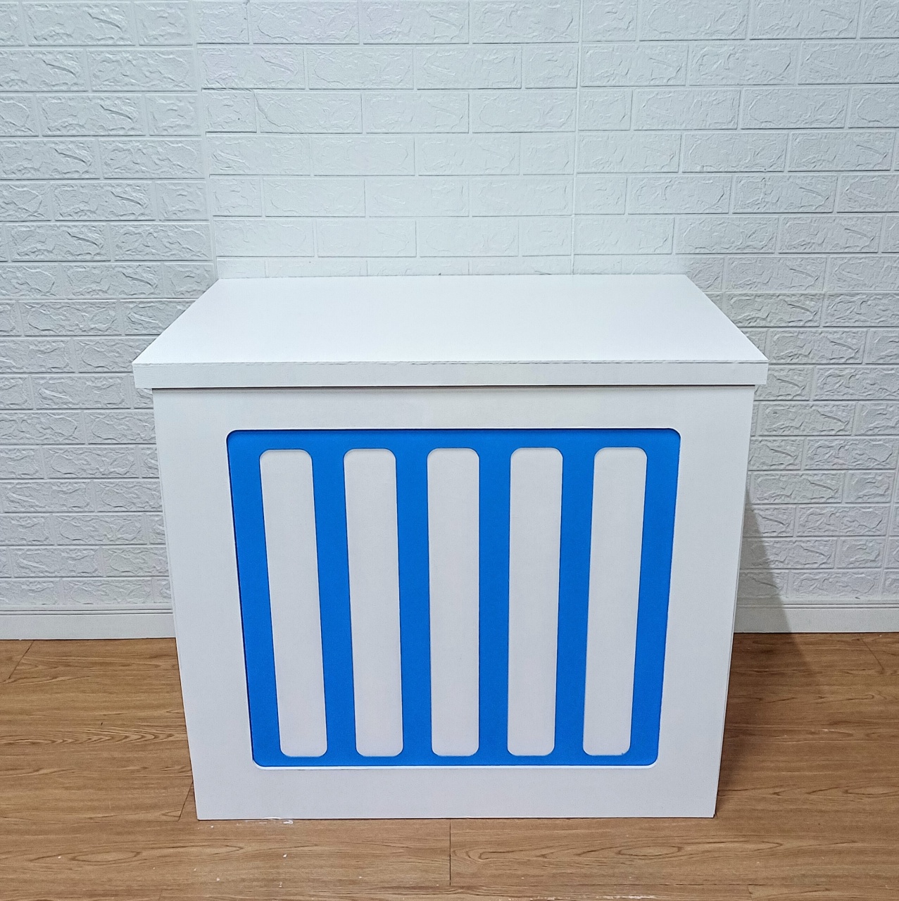 Cômoda Fake Branca 4.1 C/Grade Container Azul 3 - Cassia Decore e Celebre