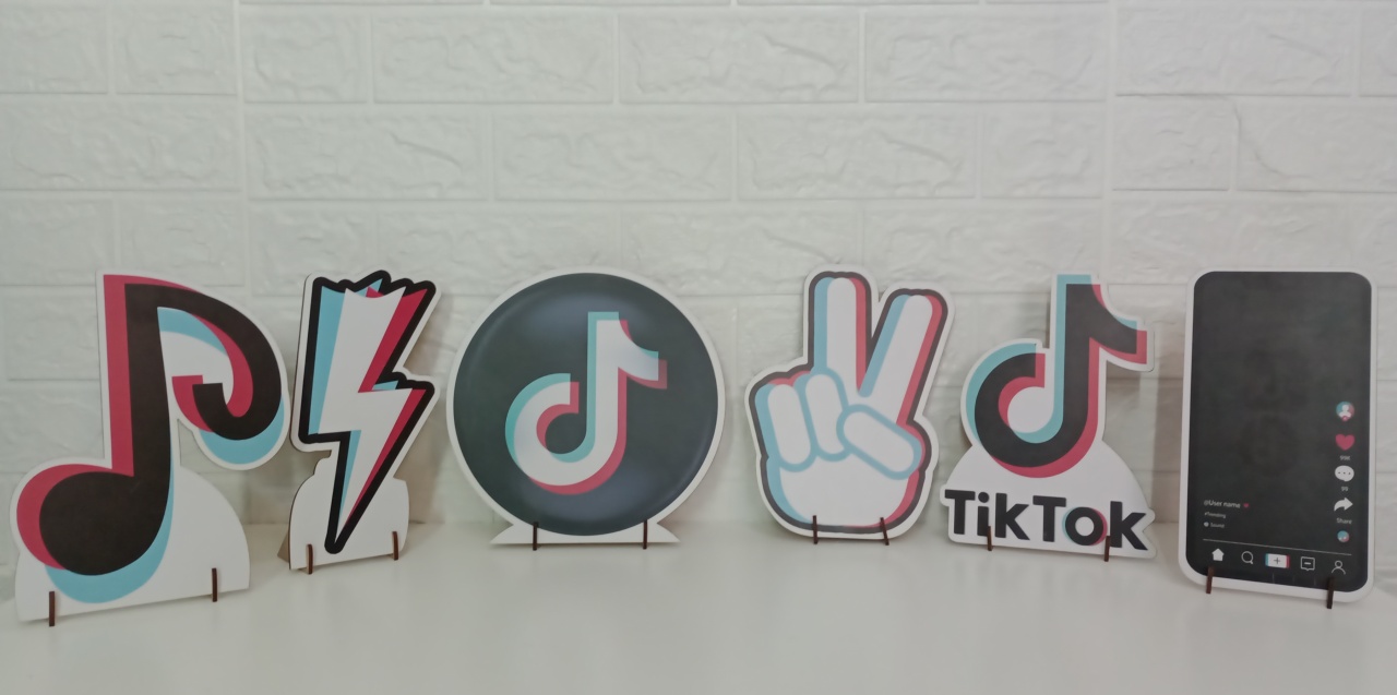  Kit Displays Tik Tok Mdf 5 Unidades     - Cassia Decore e Celebre