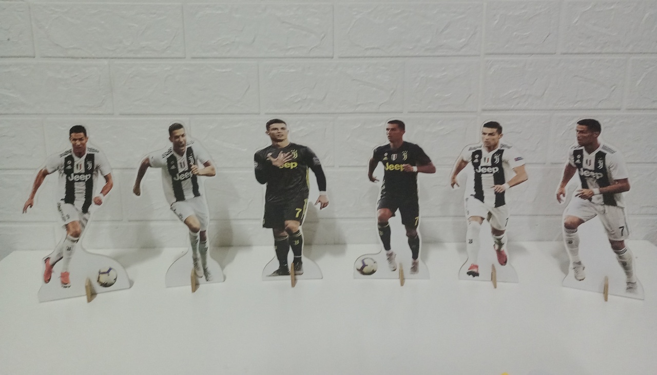 Kit Displays Cristiano Ronaldo Mdf 6 Unidades - Cassia Decore e Celebre