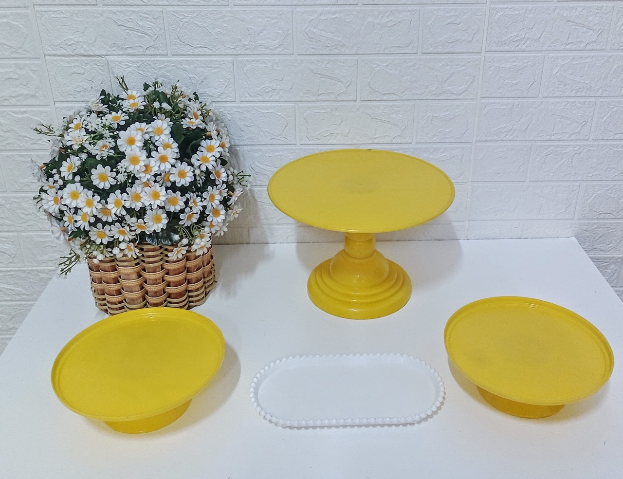 Kit Bandejas / Vasos Cestos  - Branca/Amarela 1 - Cassia Decore e Celebre