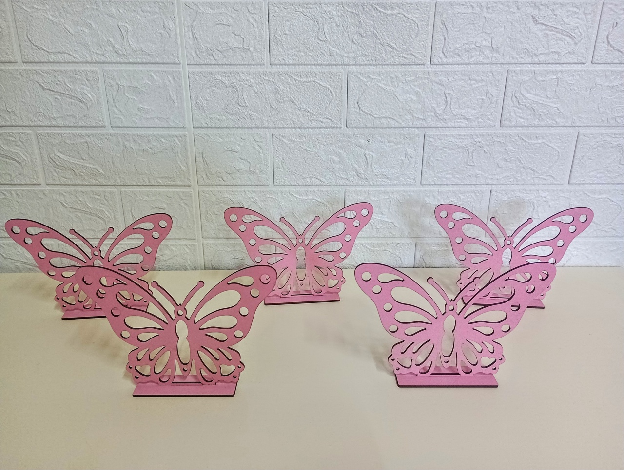 Displays de Mesa Borboletas de Mdf 18X12 Vasadas Cor de Rosa 5 Unidades - Cassia Decore e Celebre