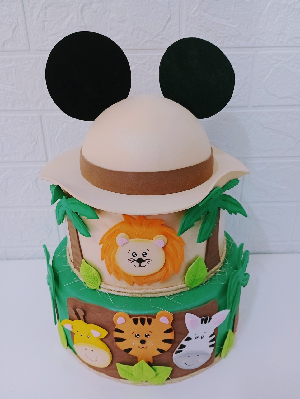 Bolo Fake Mickey 03 Andares - Cassia Decore e Celebre