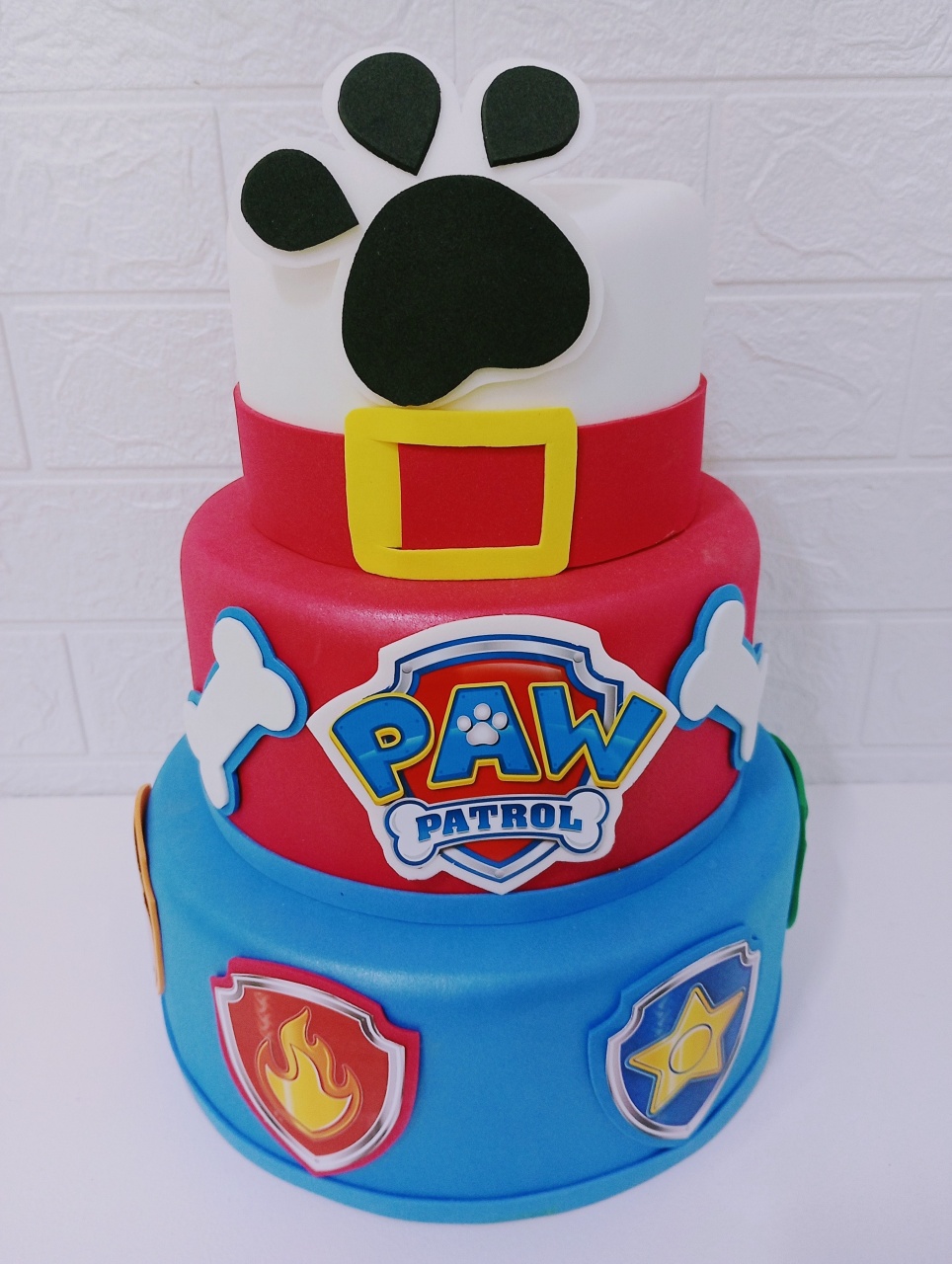Bolo Fake Patrulha Canina 03 Andares - Cassia Decore e Celebre