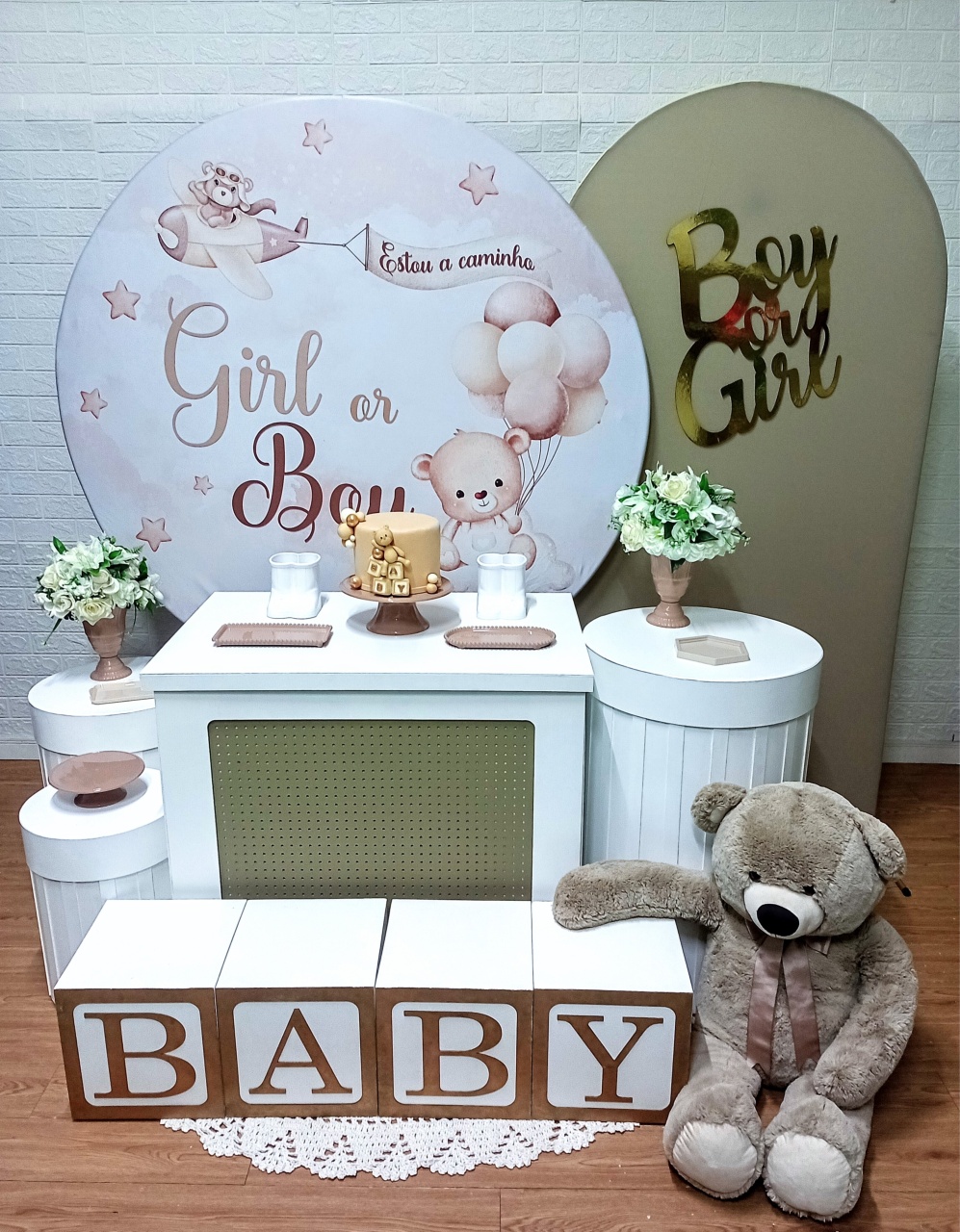 Kit Chá Revelação C/ 1 Painel Redondo, Romano, Cilindros Ripados, Urso E Cubo Baby - Cassia Decore e Celebre