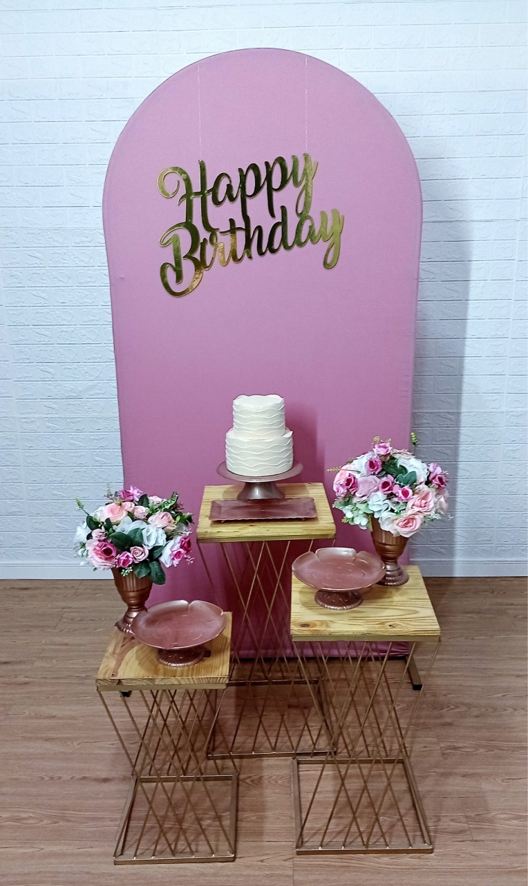Kit Painel Romano Rose E Pink C/ 3 Mesas Treliças - Cassia Decore e Celebre