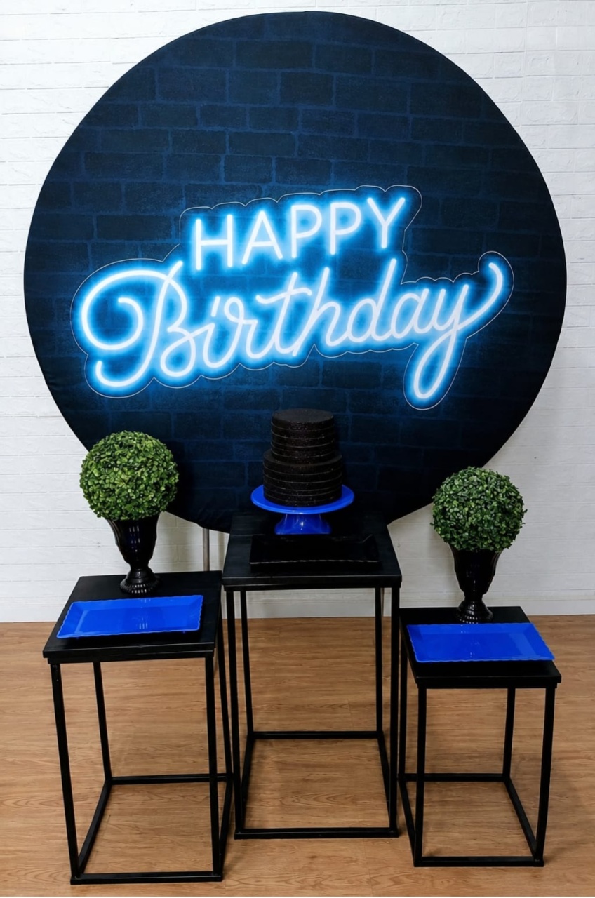 Kit Painel Redondo Happy Birthday Azul + Trio de Mesas de Ferro Preta - Cassia Decore e Celebre