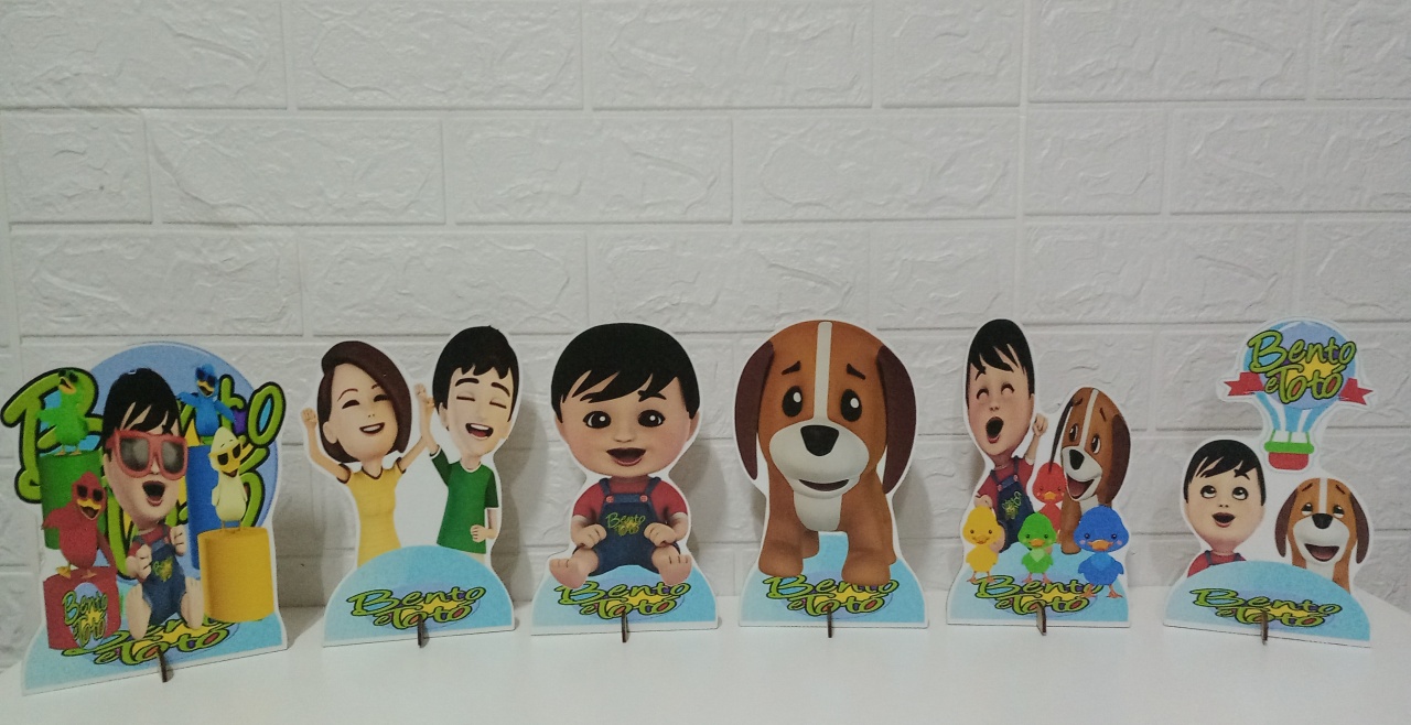 Displays de Mesa  Mdf Bento E Totó 6 Unidades - Cassia Decore e Celebre