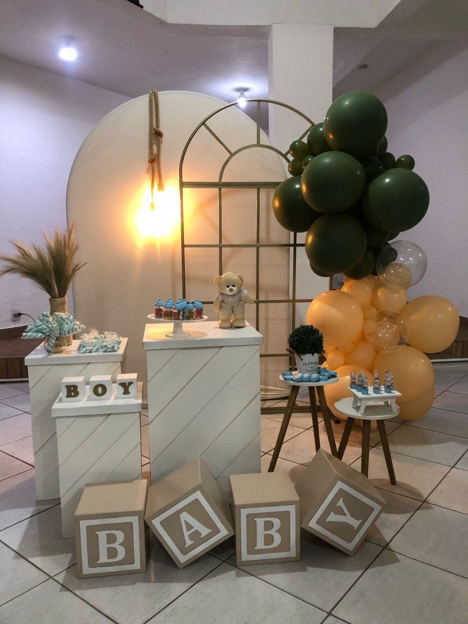 Kit Chá Revelação Com Painel Portal - 02 - Sua Festa Pegue & Monte
