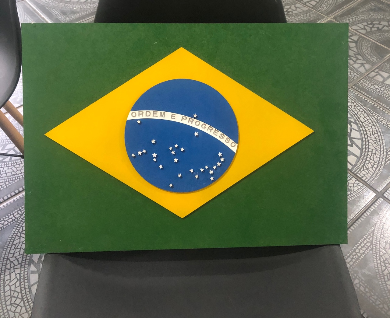 Display Bandeira Brasil Mdf  - Sua Festa Pegue & Monte