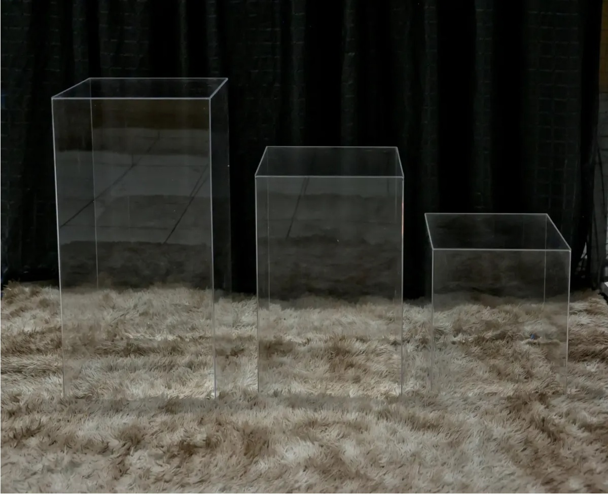 Trio de Mesa Quadrada Em Acrílico - Sua Festa Pegue & Monte