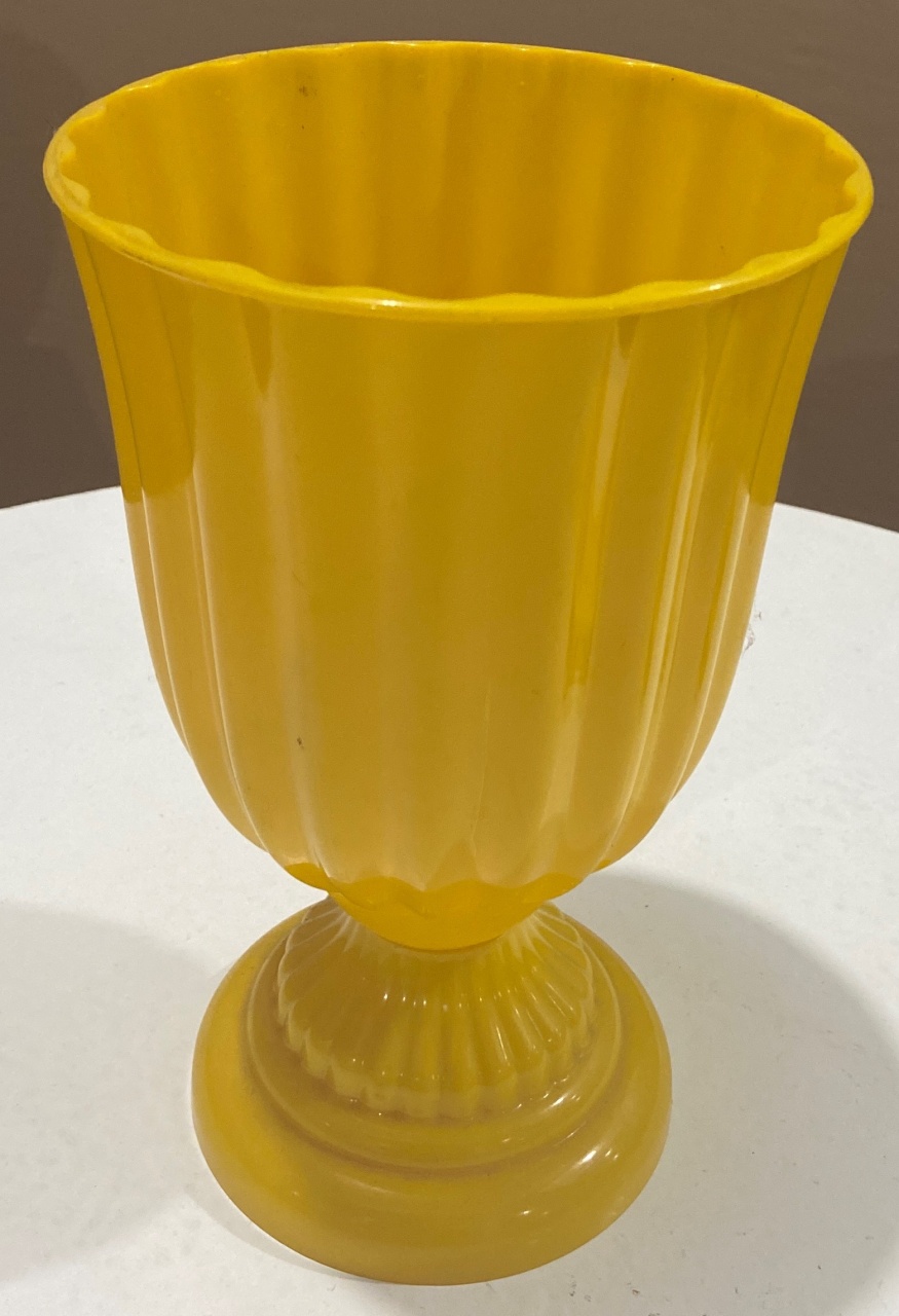 Vaso Romano de Mesa Amarelo G - Sua Festa Pegue & Monte