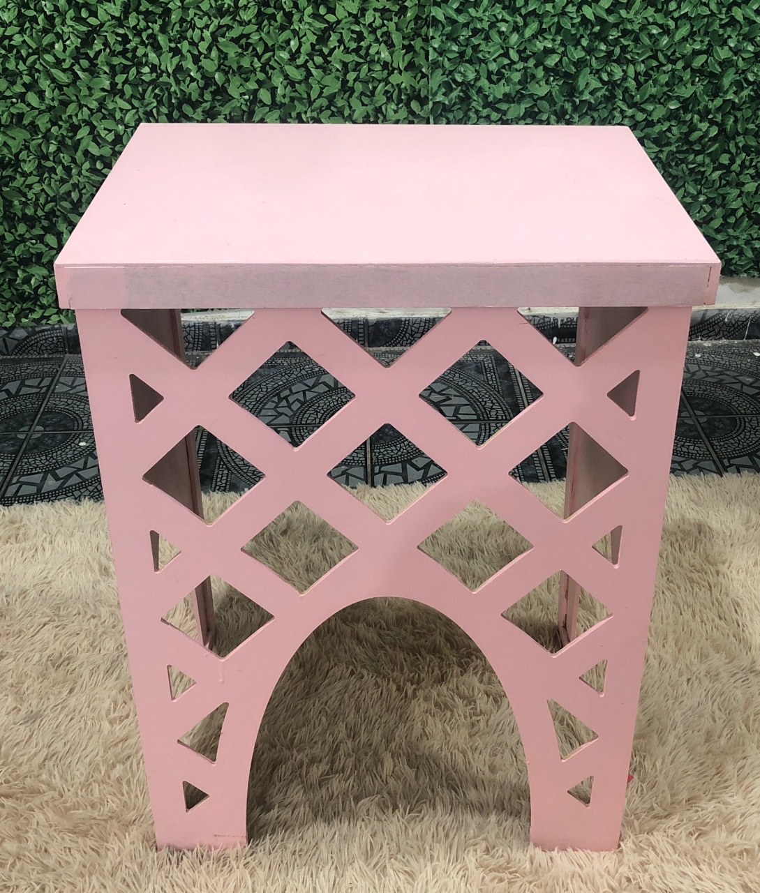 Mesa Treliça Rosa M - Sua Festa Pegue & Monte