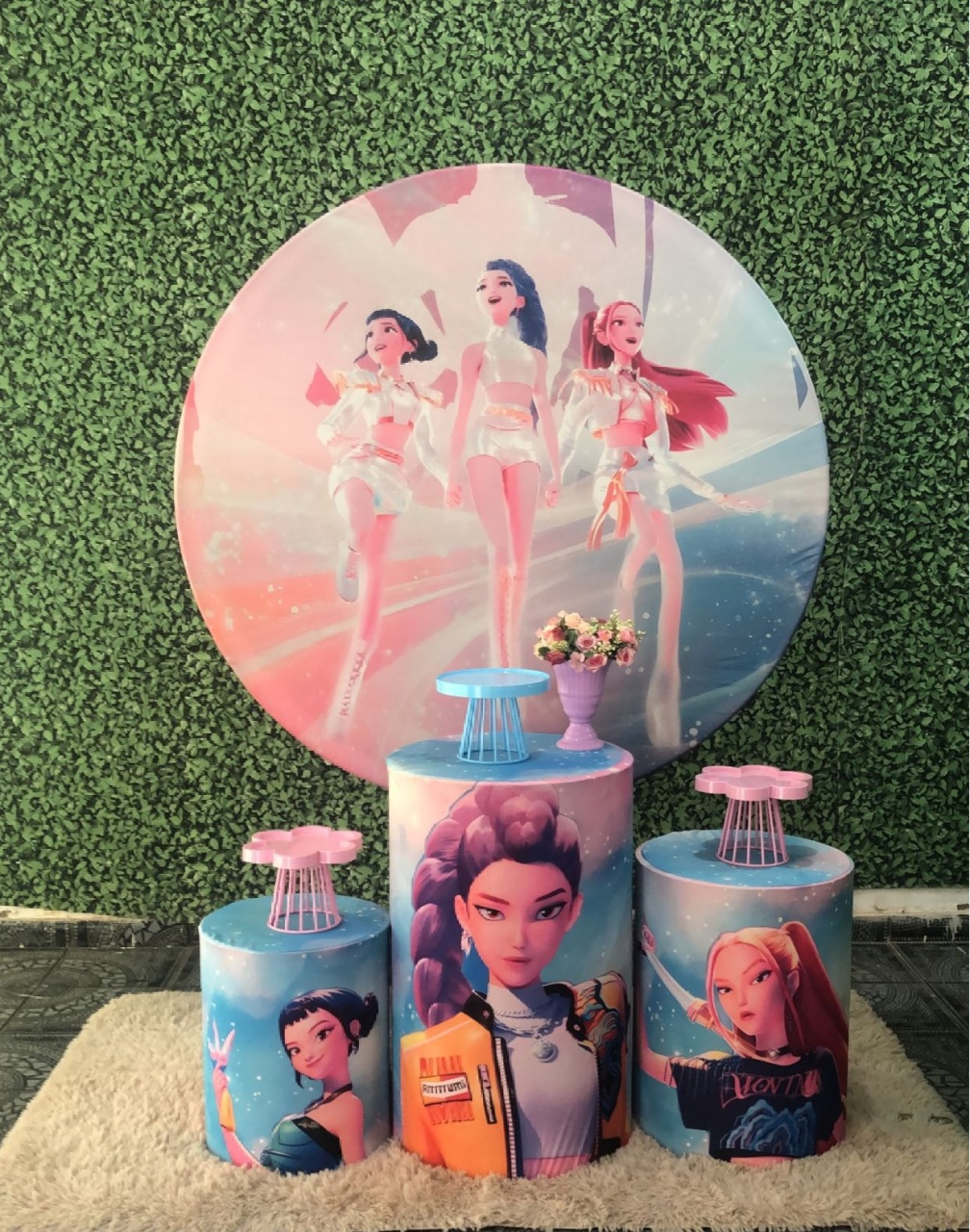 Kit Comemorar Guerreiras Do K-Pop - Sua Festa Pegue & Monte