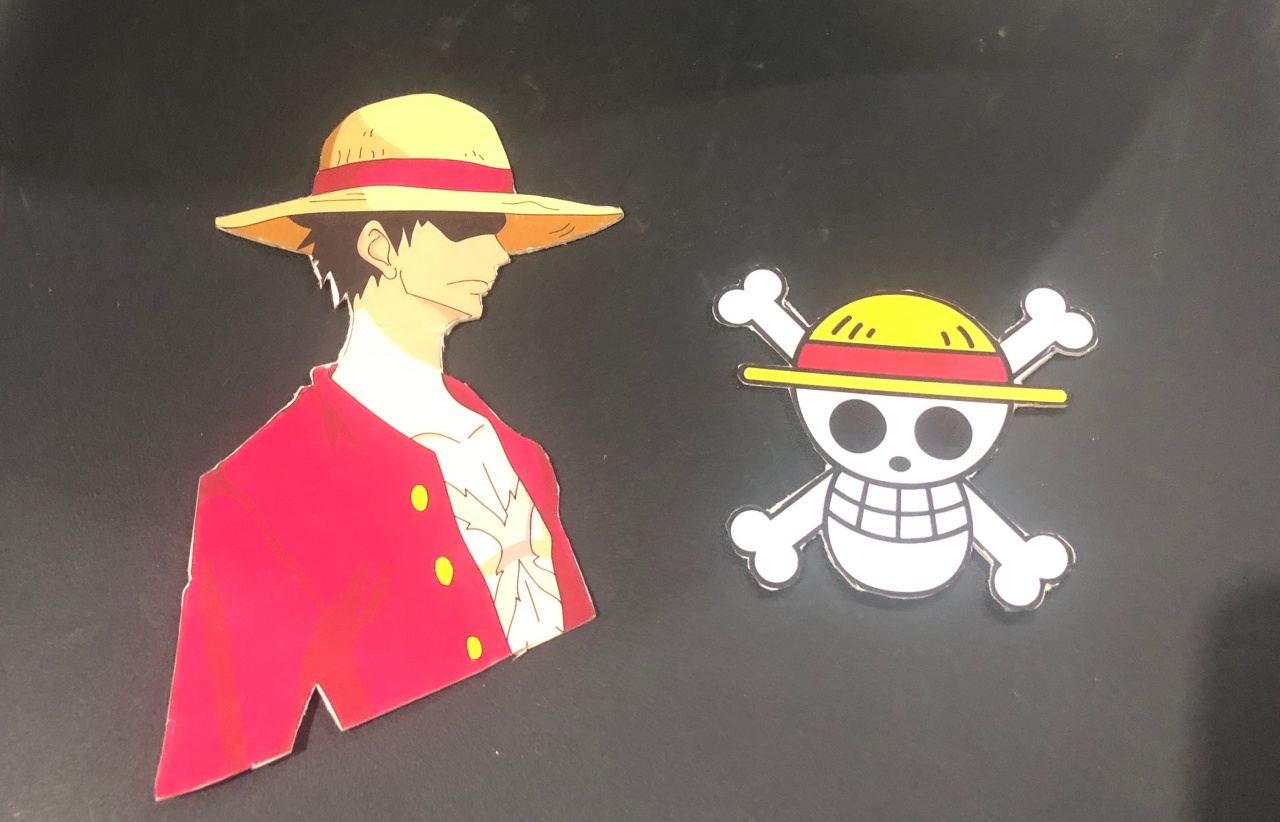 Display One Piece de Papel  - Sua Festa Pegue & Monte