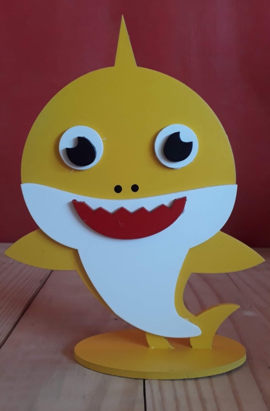 Display Baby Shark (Amarelo) - Jessica Souza de Macedo