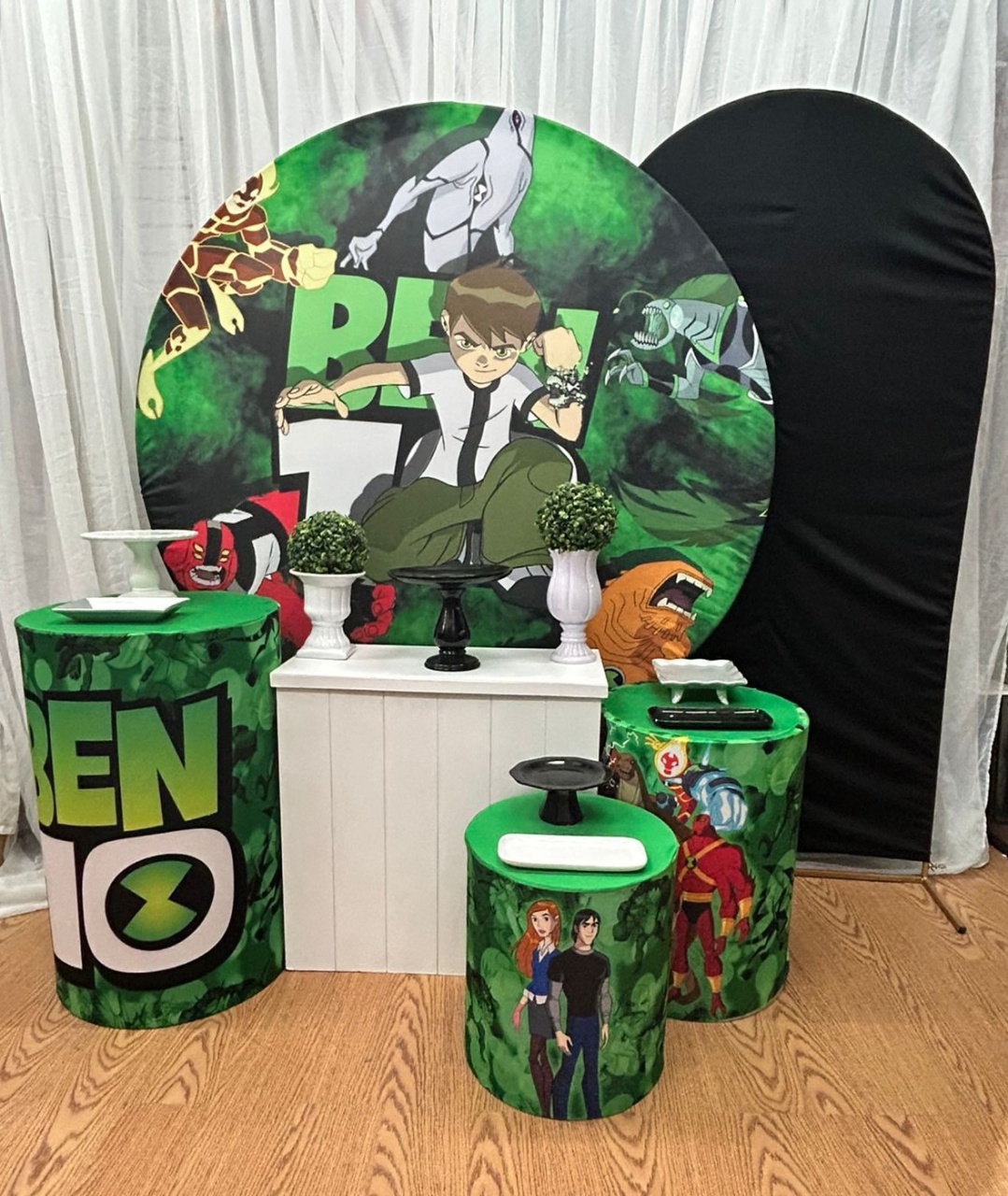 Pegue & Monte Ben 10 - Kit Ouro - Jessica Souza de Macedo